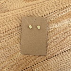 🧸5 for $15🧸 
LEGO tan earrings